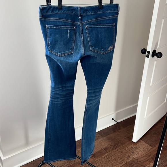 Express low rise slim flare jeans - Picture 2 of 3